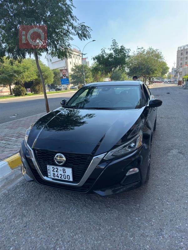 نيسان   للبيع في العراق